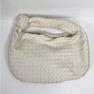 Urban Expressions White Hobo Bag